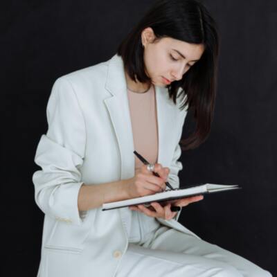 ella woodbury&thinsp;